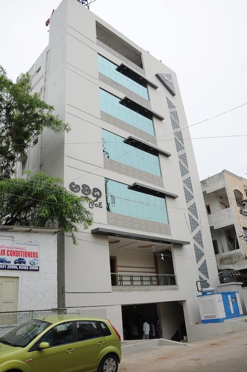 Hotel Athidi Grand Visakhapatnam Pokój zdjęcie