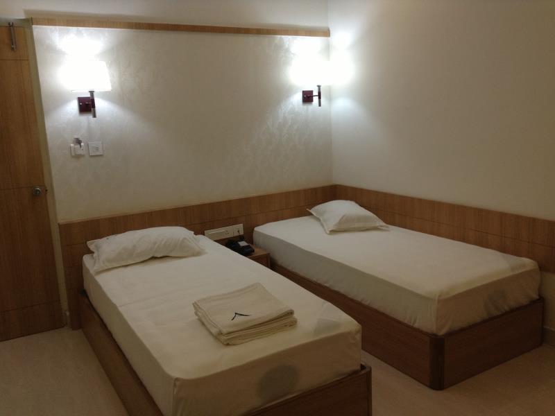 Hotel Athidi Grand Visakhapatnam Zewnętrze zdjęcie