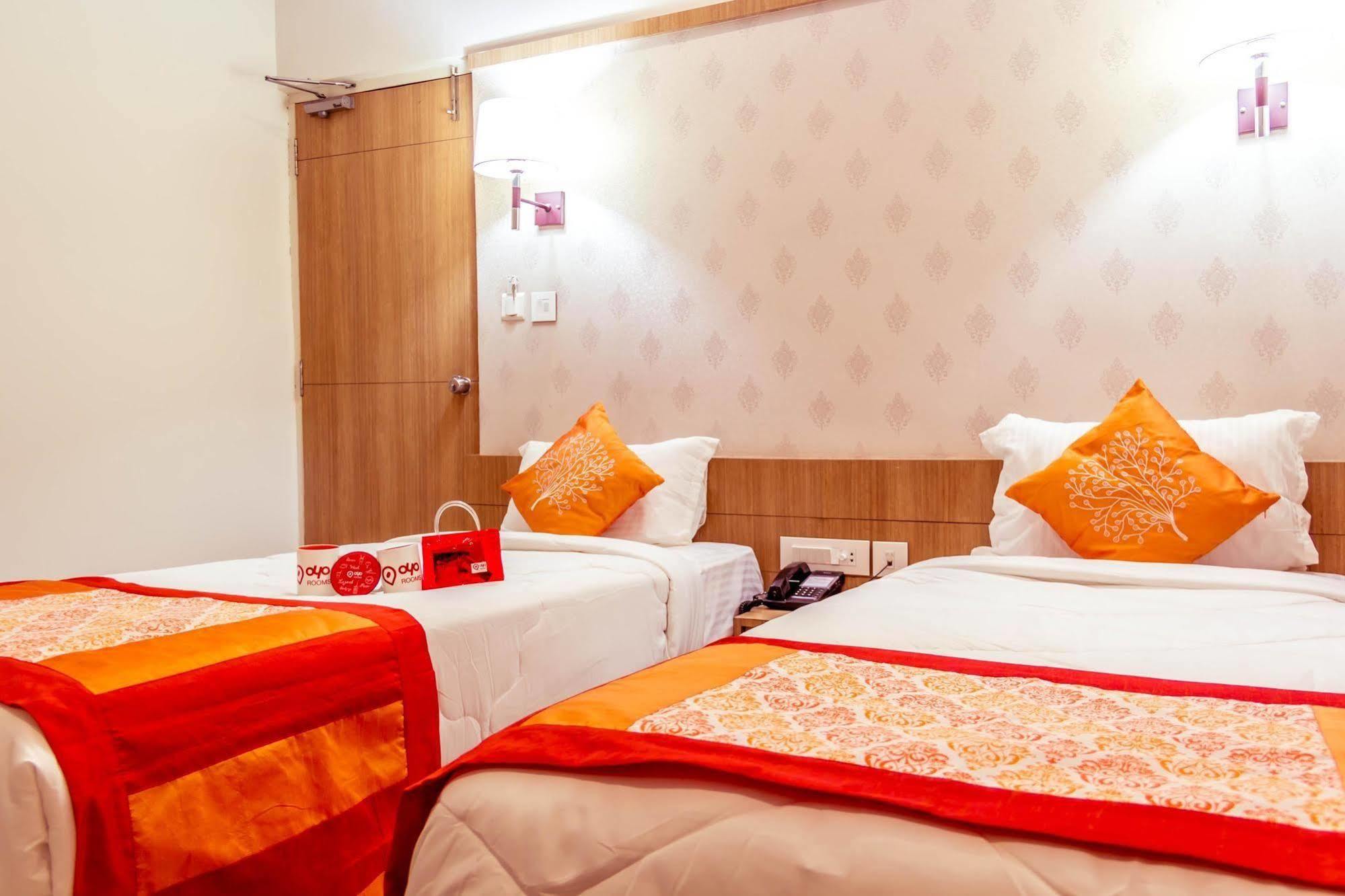Hotel Athidi Grand Visakhapatnam Zewnętrze zdjęcie